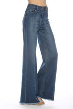 Load image into Gallery viewer, Front Seam Wide Leg Denim Jeans