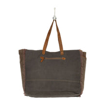 Load image into Gallery viewer, Offhand Weekender Bag