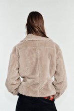 Load image into Gallery viewer, REVERSIBLE SHEARLING SUEDE COAT JACKET
