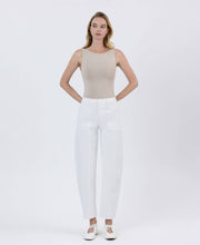Load image into Gallery viewer, White Hot Barrel Jeans
