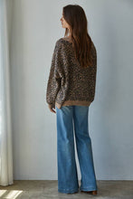 Load image into Gallery viewer, Knit V-Neck Animal Print Cardigan
