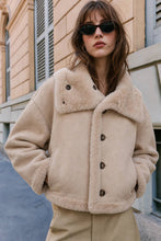 Load image into Gallery viewer, REVERSIBLE SHEARLING SUEDE COAT JACKET
