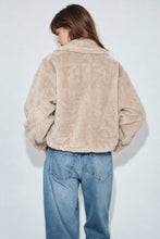 Load image into Gallery viewer, REVERSIBLE SHEARLING SUEDE COAT JACKET
