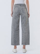 Load image into Gallery viewer, Drawstring Leopard Barrel Jeans
