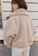 Load image into Gallery viewer, REVERSIBLE SHEARLING SUEDE COAT JACKET
