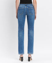 Load image into Gallery viewer, Mid Rise Regular Straight Jeans
