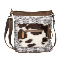 Load image into Gallery viewer, Fancy Lullaby Shoulder Bag
