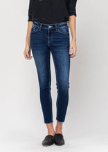 Load image into Gallery viewer, Mid Rise Raw Hem Skinnies
