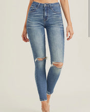 Load image into Gallery viewer, Distressed Knee Skinny Jeans
